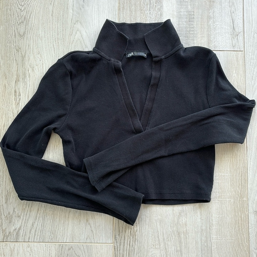 Zara long-sleeve cropped polo